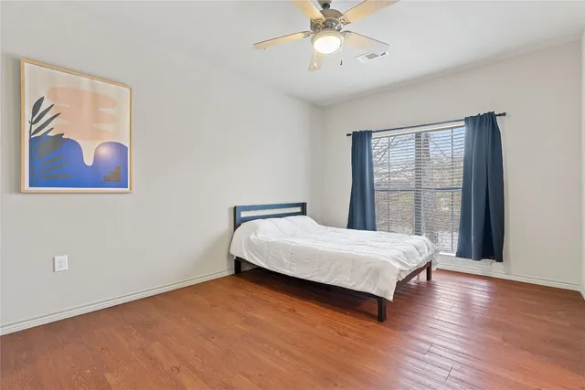 $1,095 | 5117 North Lamar Boulevard, Unit 104, Austin, TX 78751