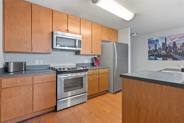 $1,095 | 5117 North Lamar Boulevard, Unit 104, Austin, TX 78751