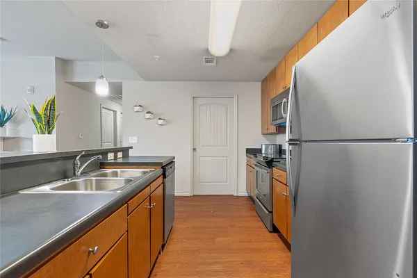 $1,095 | 5117 North Lamar Boulevard, Unit 104, Austin, TX 78751