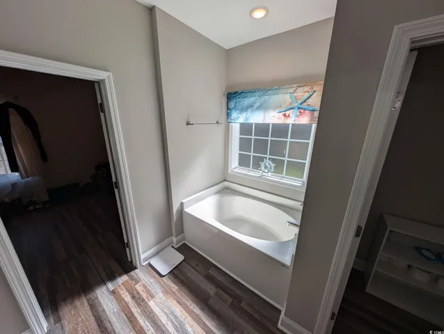 $899,900 | 6526 Bay Gully Road, Aynor, SC 29511