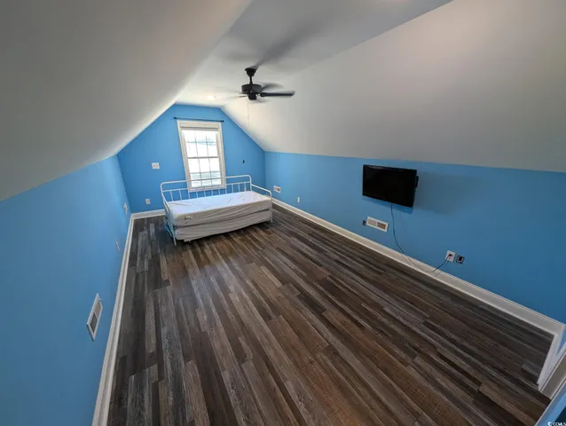 $899,900 | 6526 Bay Gully Road, Aynor, SC 29511