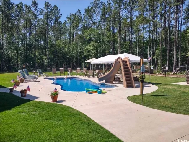 $899,900 | 6526 Bay Gully Road, Aynor, SC 29511