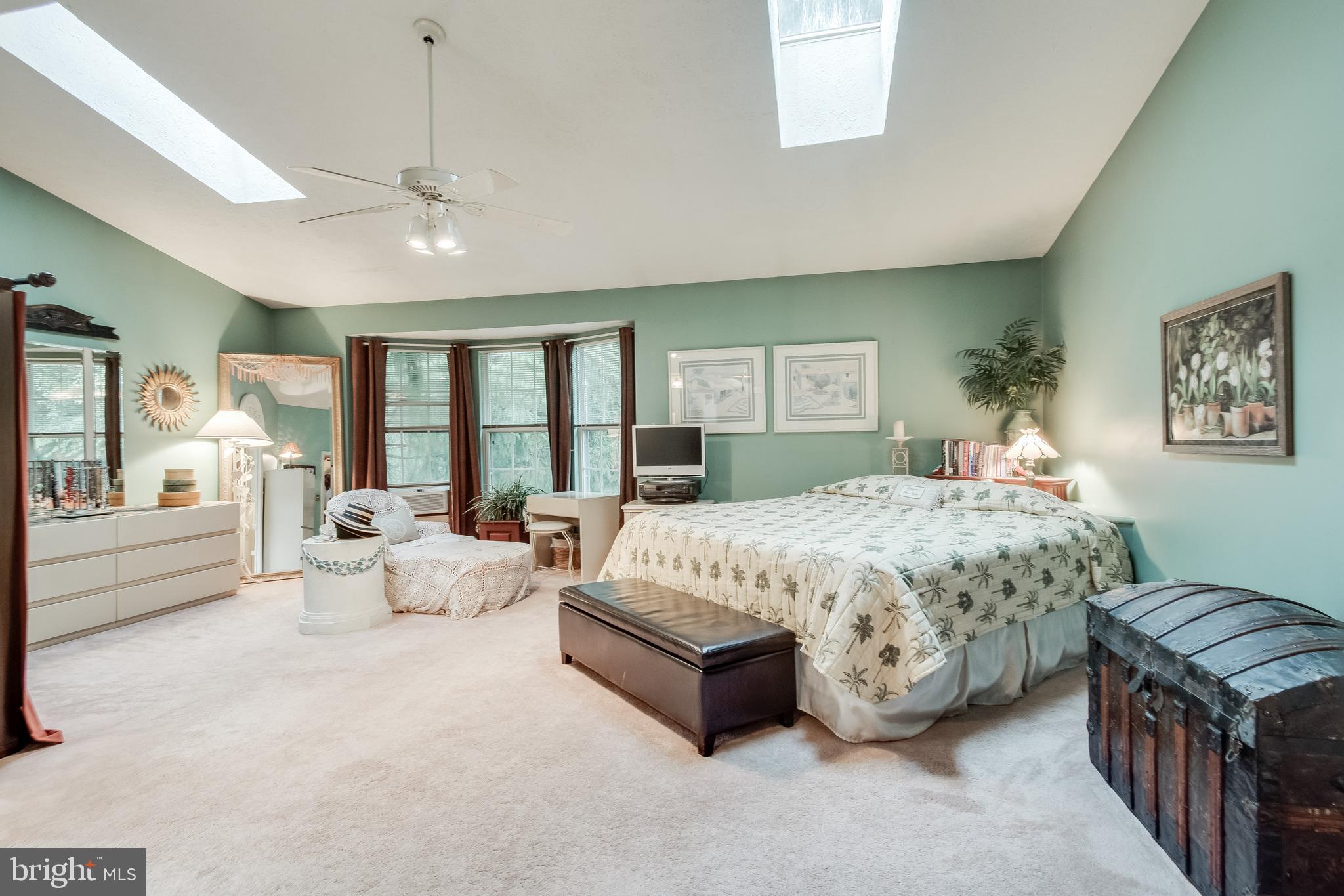 9387 Spring Water Path Jessup, MD 20794 - Photo 5 of 41 Master Suite w/ Private Bathroom