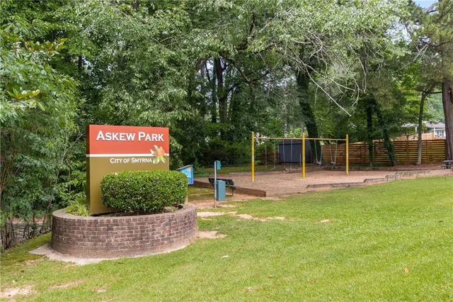 $399,999 | 1060 Pinedale Drive, Smyrna, GA 30080