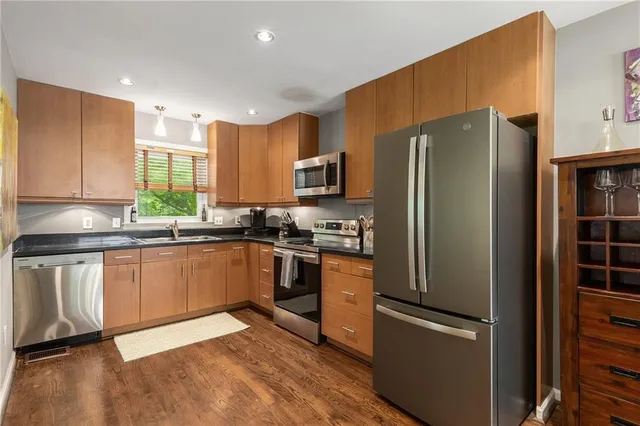 $399,999 | 1060 Pinedale Drive, Smyrna, GA 30080