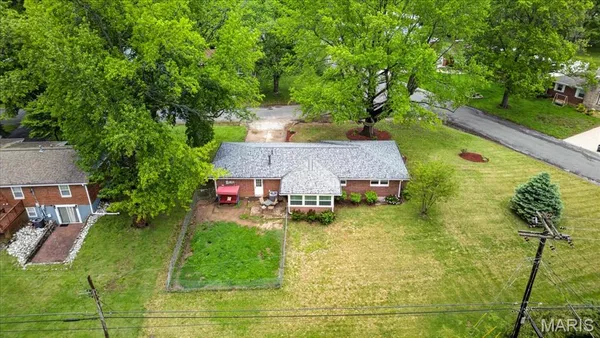 $193,000 | 100 Blue Ridge Drive, Belleville, IL 62223
