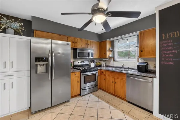 $193,000 | 100 Blue Ridge Drive, Belleville, IL 62223