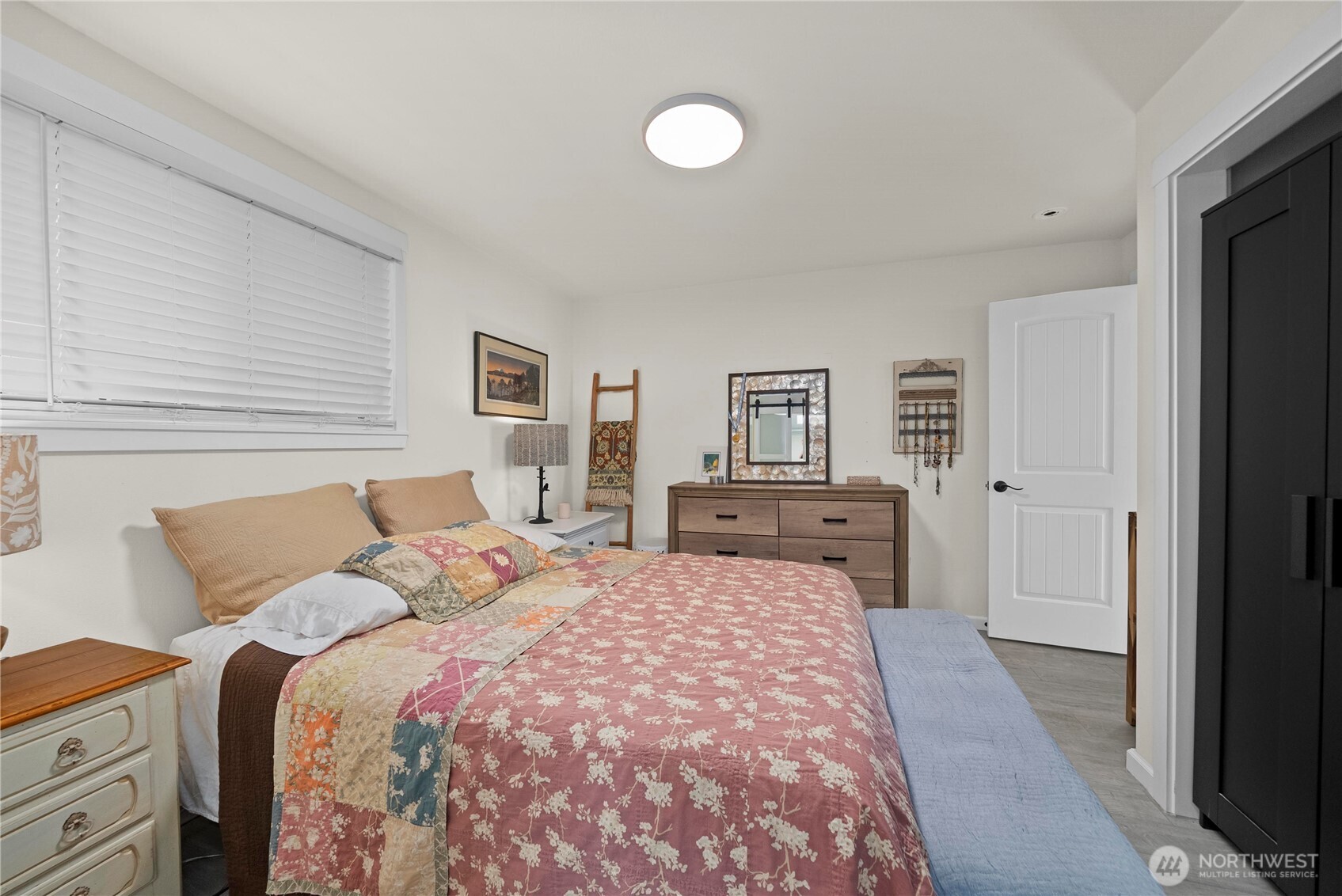 4815 Sunrise Beach Road Northwest Olympia, WA 98502 - Photo 23 of 40