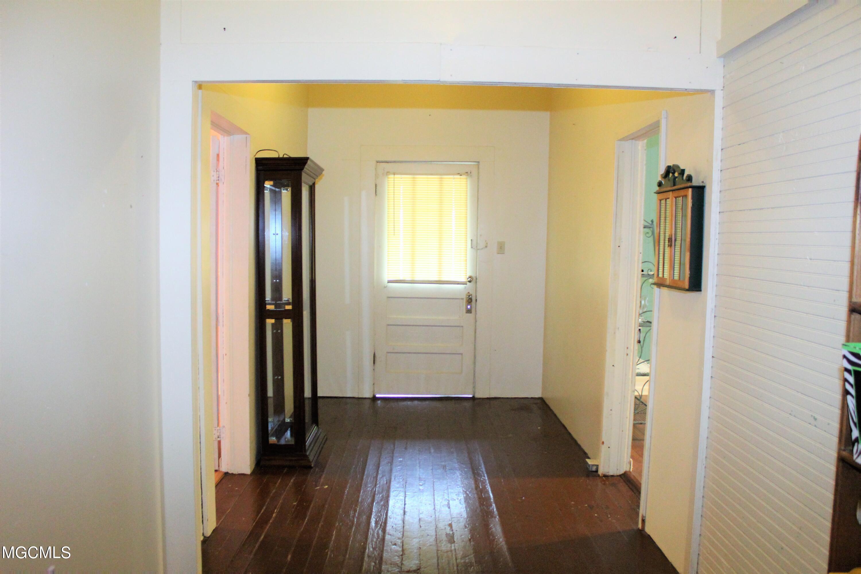 444 Ratliff Street Lucedale, MS 39452 - Photo 2 of 18 IMG_9624