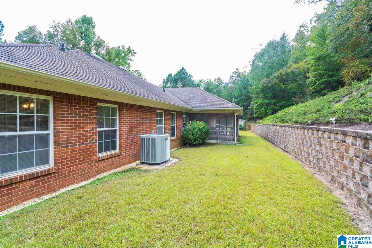49 Ridgeview Lake Road Alabaster, AL 35007 - Photo 5 of 38