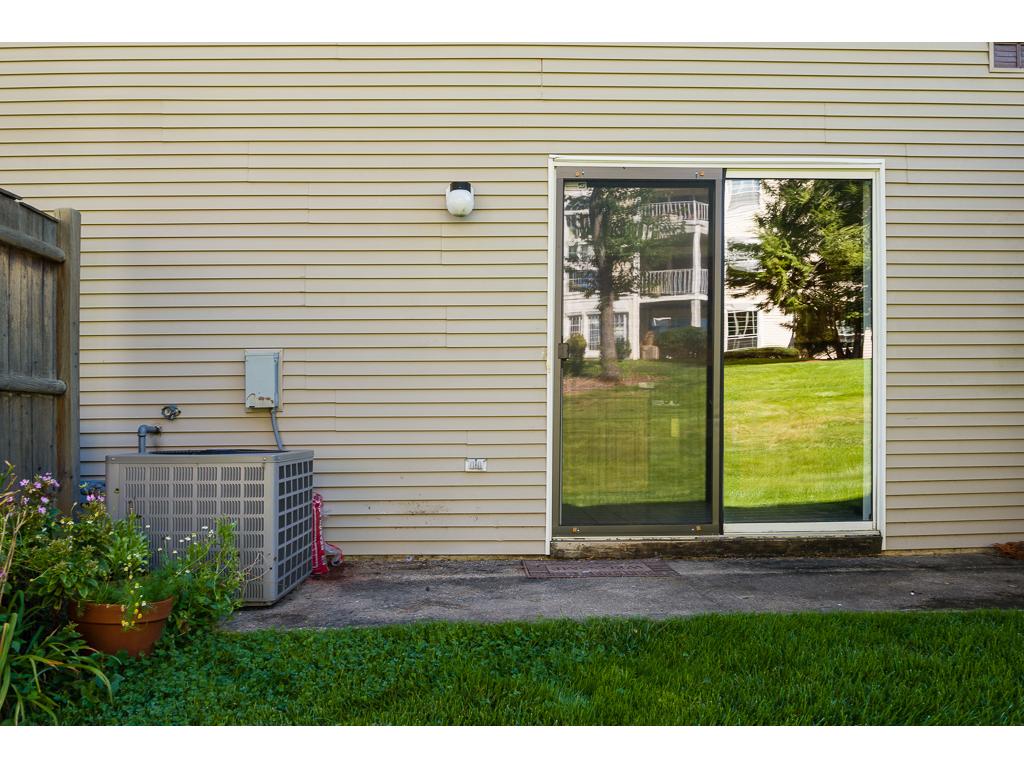 116 Middlesex Road, Unit 116 Merrimack, NH 03054 - Photo 7 of 17