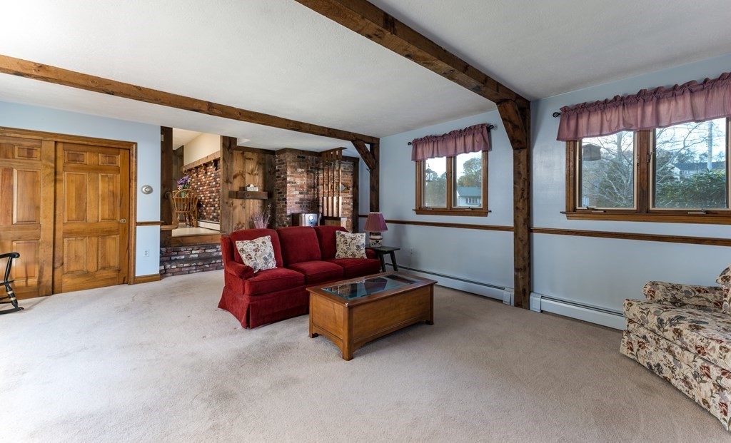 26 Old Farm Road Marshfield, MA 02050 - Photo 3 of 25 Gallery Image 3