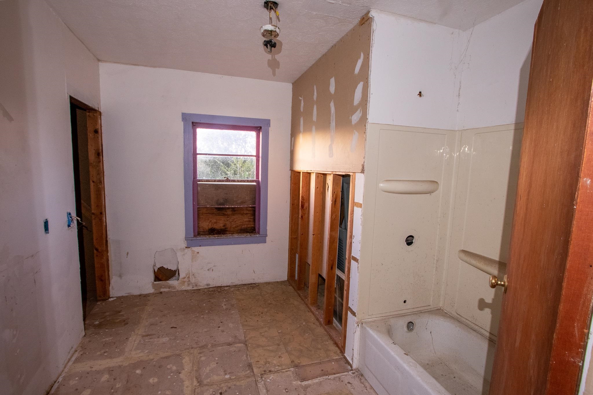 94 Guthrie Road Stuarts Draft, VA 24477 - Photo 14 of 23 Gallery Image 14