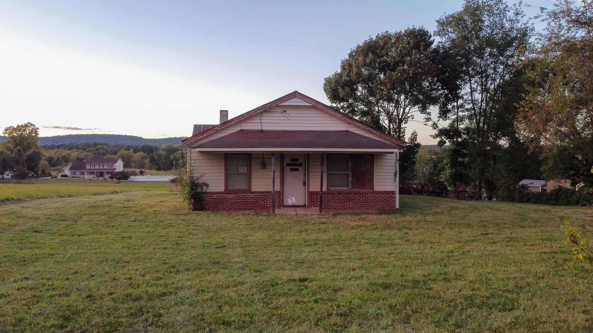 94 Guthrie Road Stuarts Draft, VA 24477 - Photo 4 of 23 Gallery Image 4