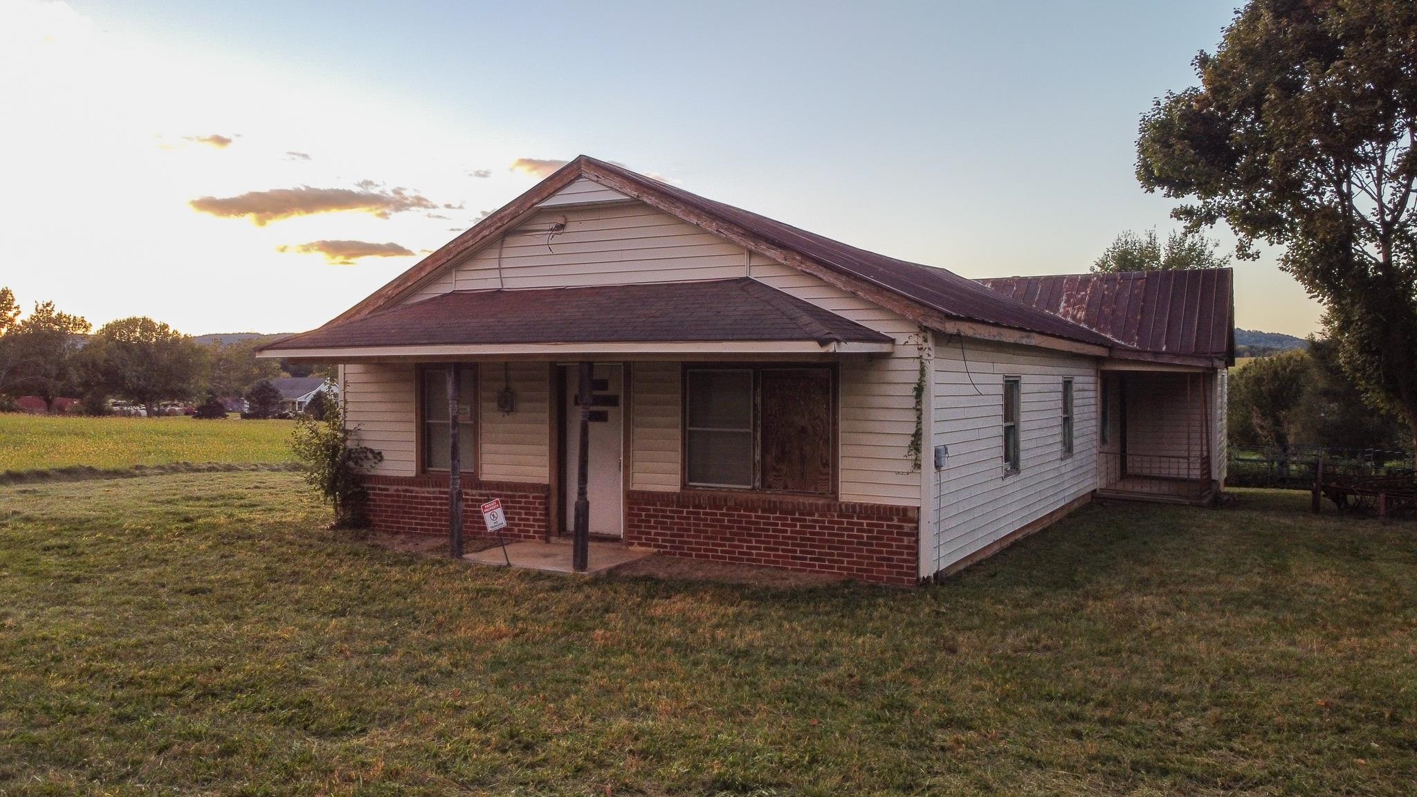 94 Guthrie Road Stuarts Draft, VA 24477 - Photo 5 of 23 Gallery Image 5