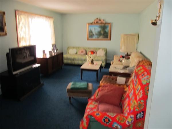 196 Drexel Street Springfield, MA 01104 - Photo 12 of 17