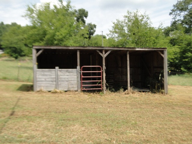 315 Dye Road Bell Buckle, TN 37020 - Photo 43 of 46 Gallery Image 43