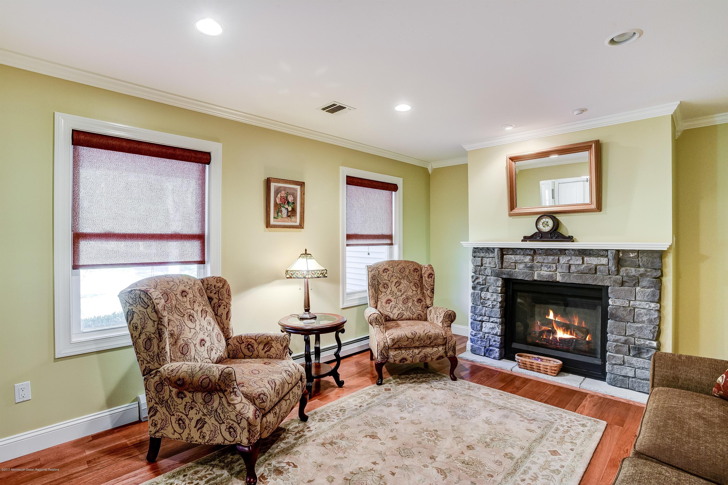 85 Reeds Road Tinton Falls, NJ 07724 - Photo 6 of 28 006_Living Room