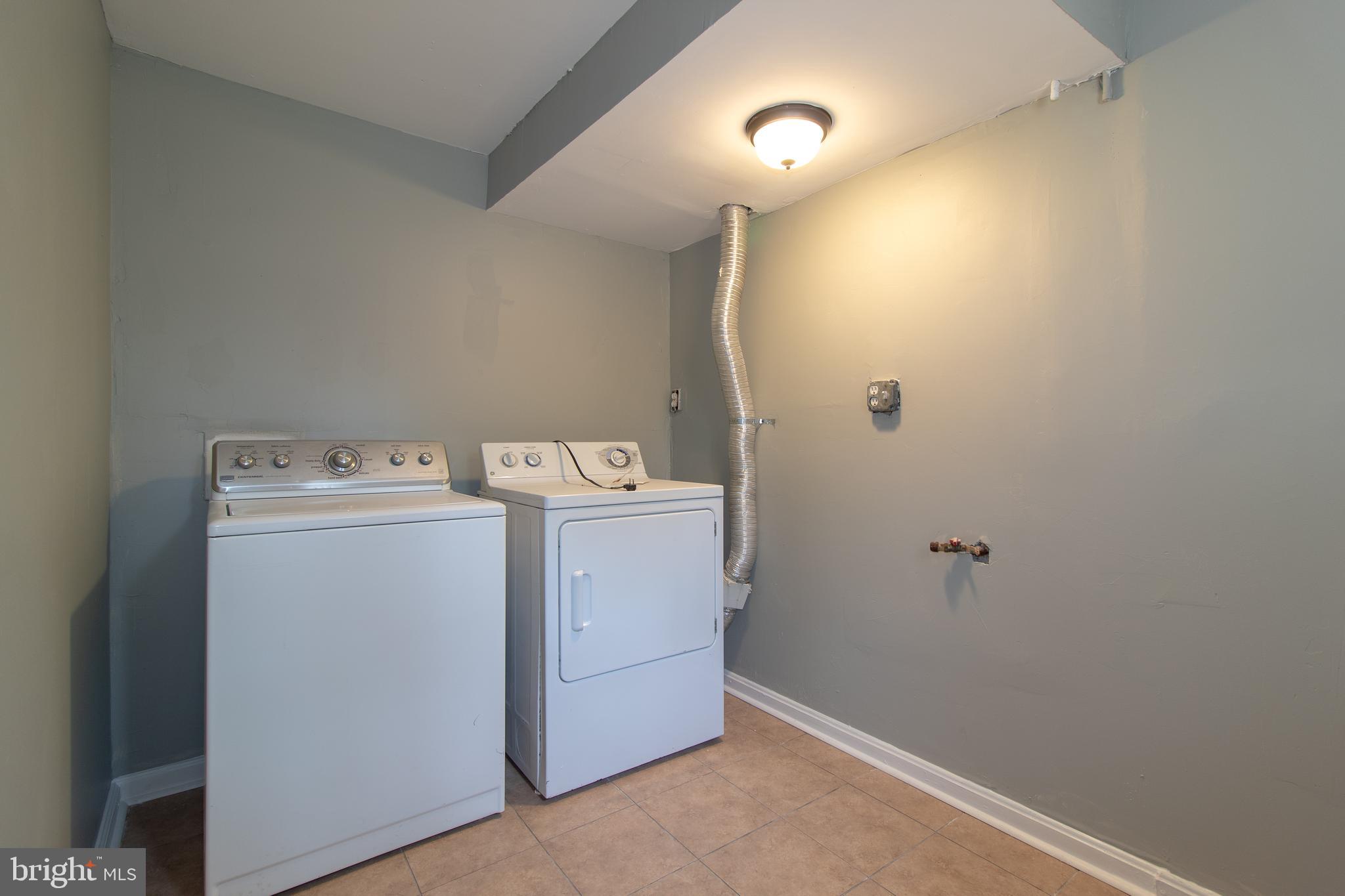 9412 Taney Road Manassas, VA 20110 - Photo 29 of 33 Laundry room in basement