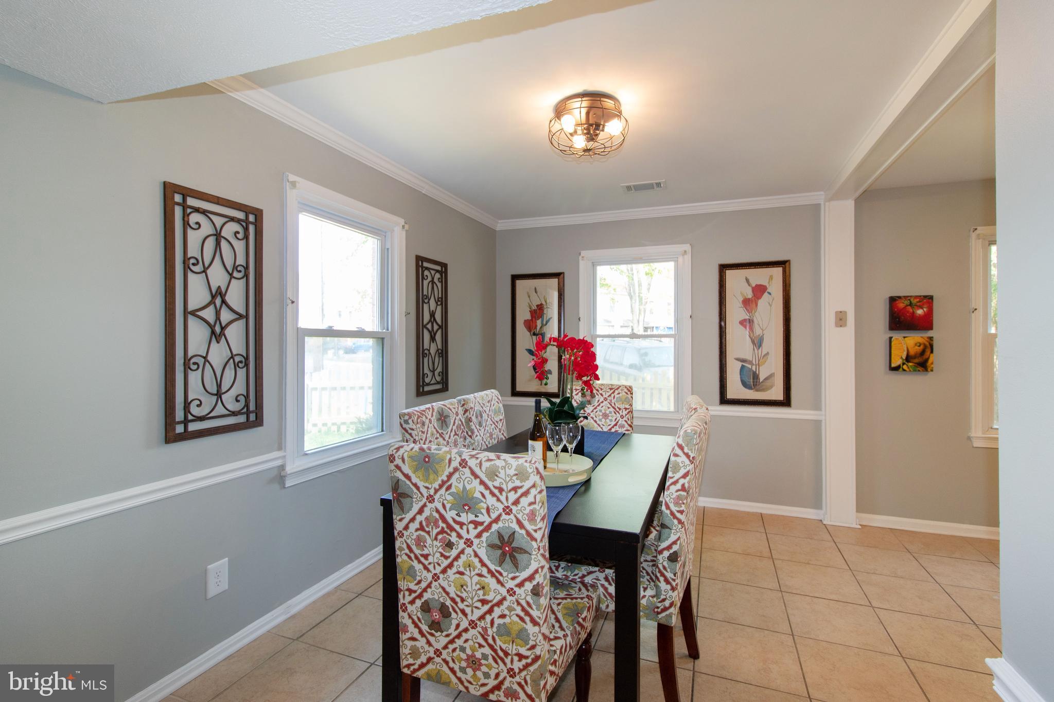 9412 Taney Road Manassas, VA 20110 - Photo 6 of 33 Dining room