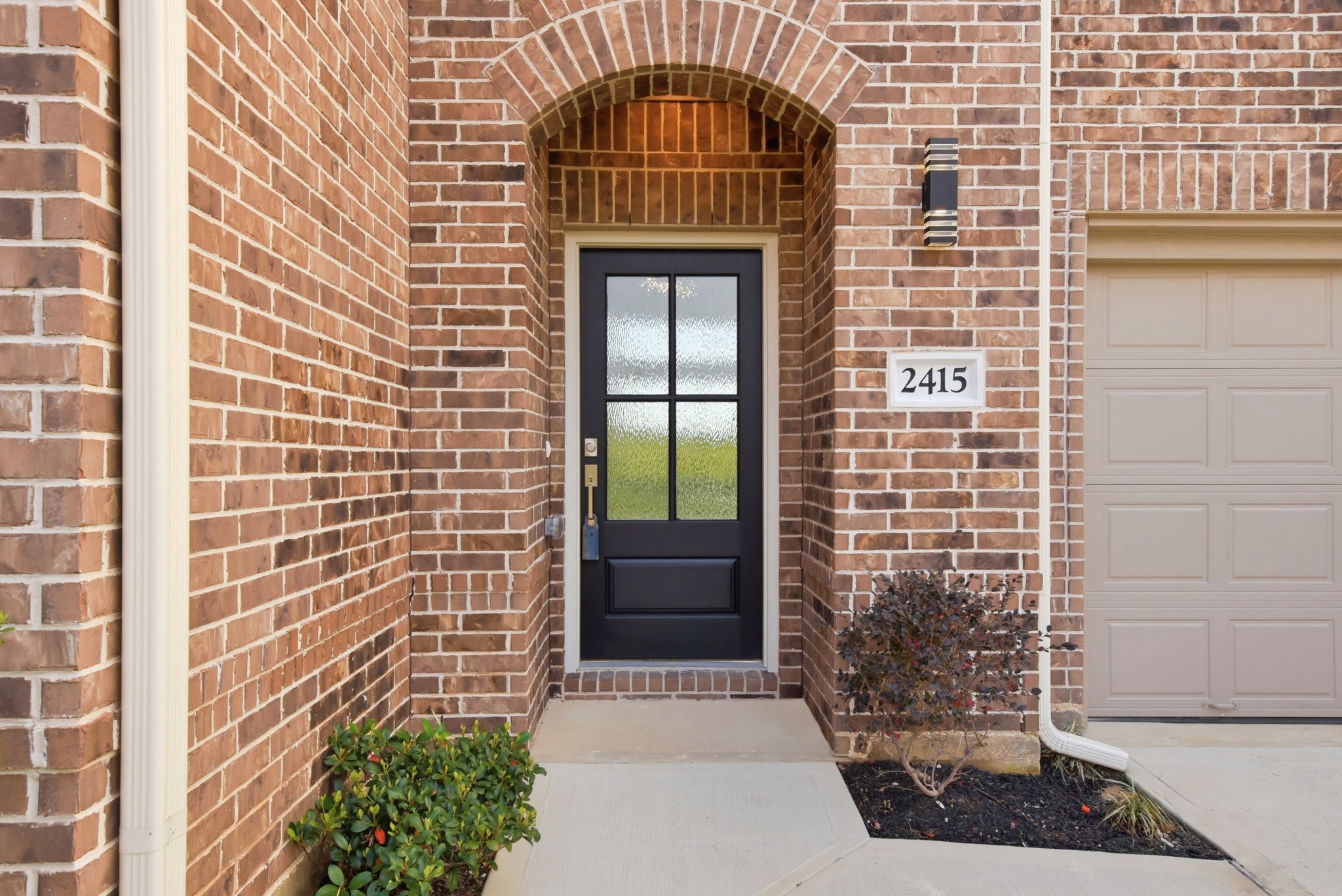 2415 Inlet Court Fresno, TX 77545 - Photo 4 of 50