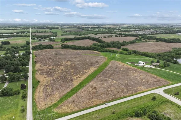 $5,903,900 | 19411 South Ridgeview Road, Spring Hill, KS 66083