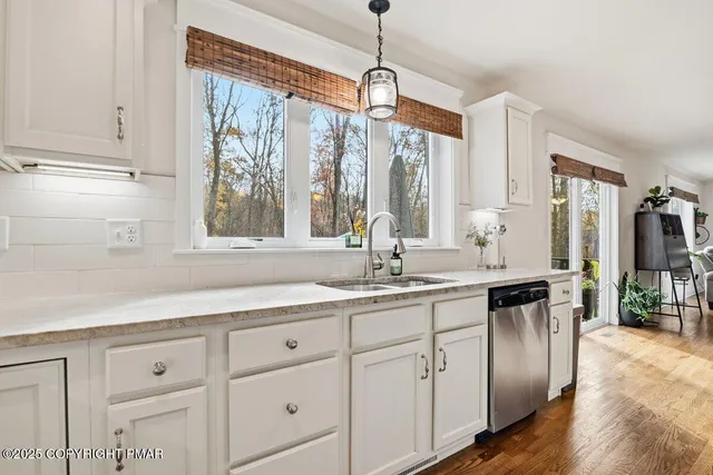 $464,900 | 1005 McKinley Way, East Stroudsburg, PA 18301