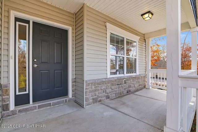 $464,900 | 1005 McKinley Way, East Stroudsburg, PA 18301