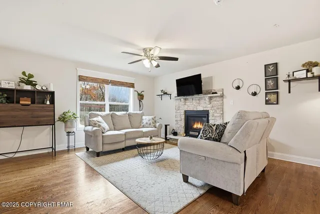 $464,900 | 1005 McKinley Way, East Stroudsburg, PA 18301