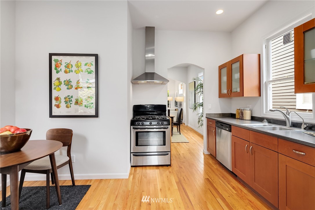 326 North 45th Street Seattle, WA 98103 - Photo 15 of 32 Gallery Image 15