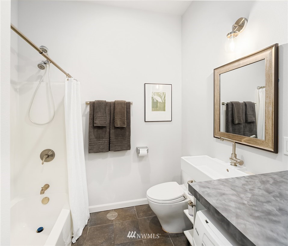 326 North 45th Street Seattle, WA 98103 - Photo 22 of 32 Gallery Image 22