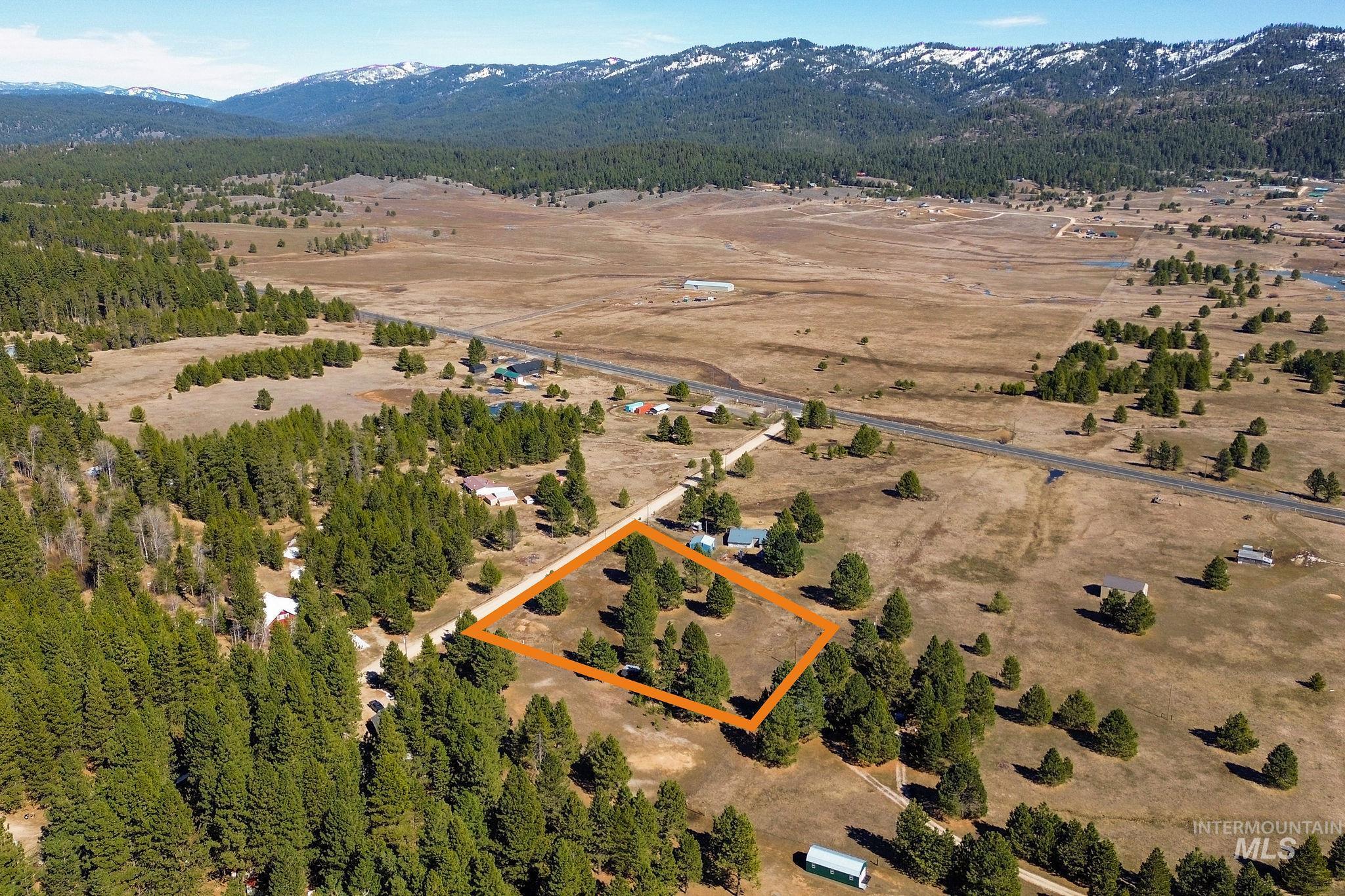 15 Rising Lane Cascade, ID 83611 - Photo 8 of 24