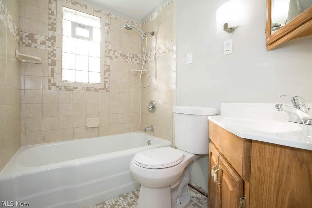 4580 East Berwald Road Cleveland, OH 44121 - Photo 16 of 34