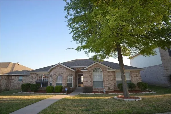 $2,300 | 5513 Stonemoss Drive, McKinney, TX 75070