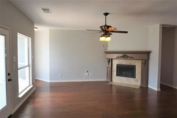 $2,300 | 5513 Stonemoss Drive, McKinney, TX 75070