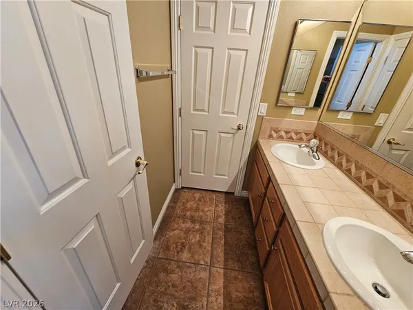 $2,775 | 7815 Galloping Hills Street, Las Vegas, NV 89113