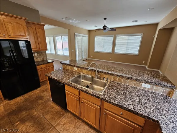 $2,775 | 7815 Galloping Hills Street, Las Vegas, NV 89113