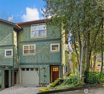 $895,000 | 3040 Humes Place West, Seattle, WA 98119