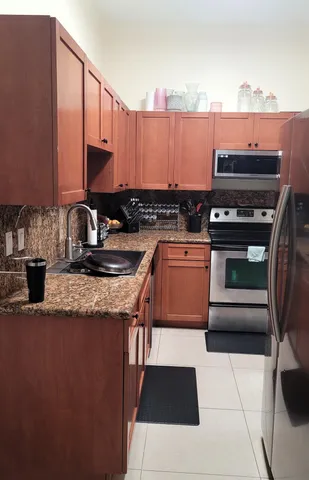 $2,600 | 2402 Venetian Way, Unit 2402, Boynton Beach, FL 33426