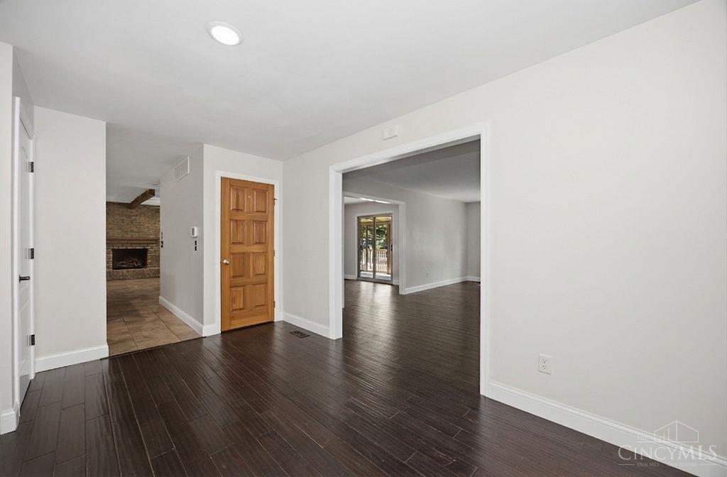 4690 Huston Road Hamilton, OH 45013 - Photo 7 of 55 Gallery Image 7