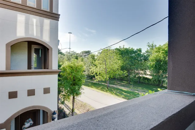 $3,509 | 6105 Stillman Street, Houston, TX 77007