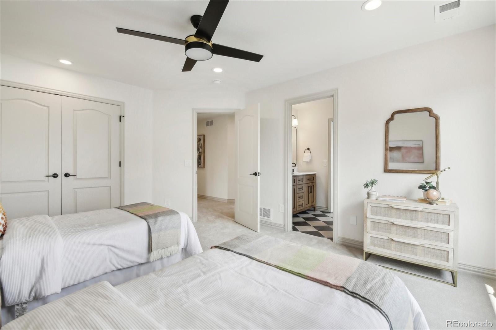 8501 Colonial Drive Lone Tree, CO 80124 - Photo 26 of 50