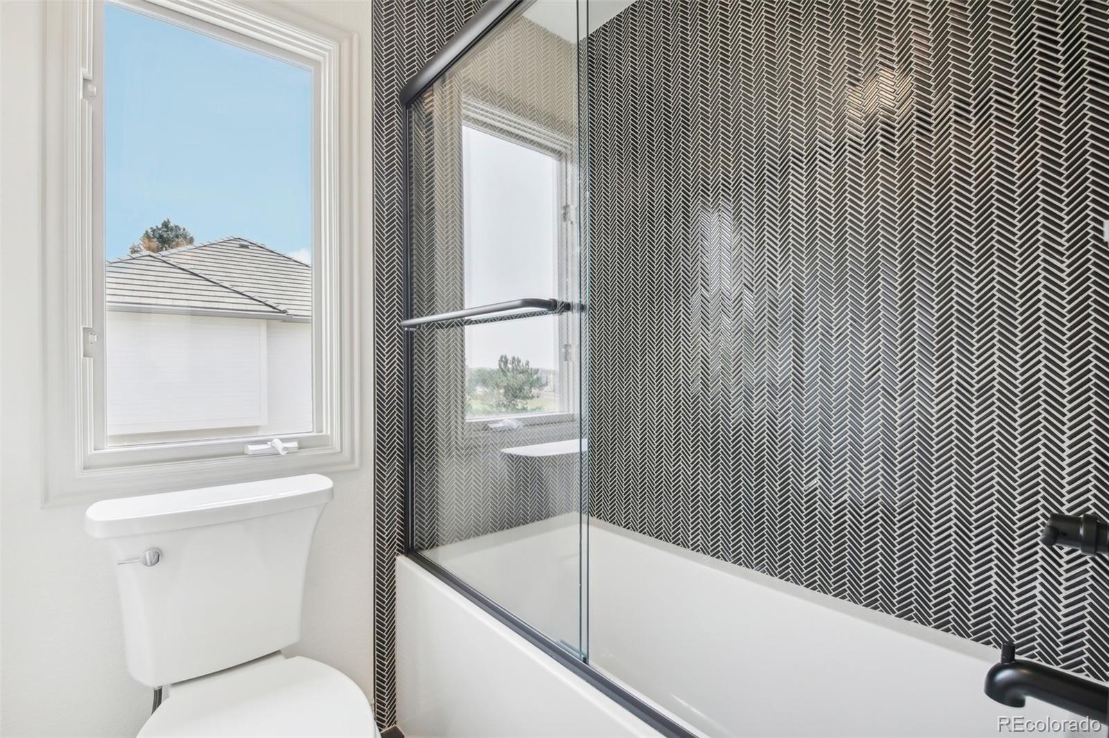 8501 Colonial Drive Lone Tree, CO 80124 - Photo 28 of 50