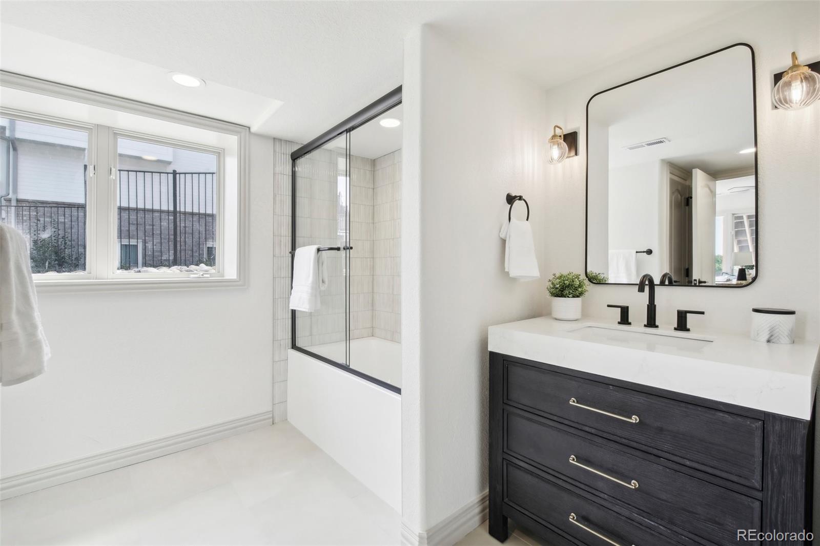 8501 Colonial Drive Lone Tree, CO 80124 - Photo 36 of 50