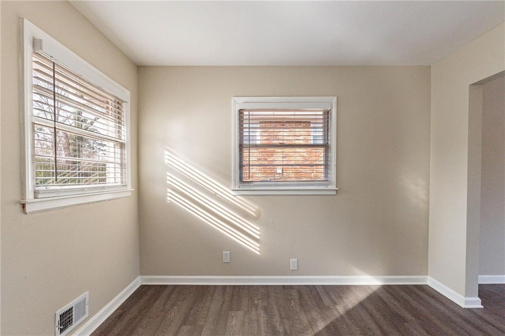 2473 Tyler Way Decatur, GA 30032 - Photo 8 of 37