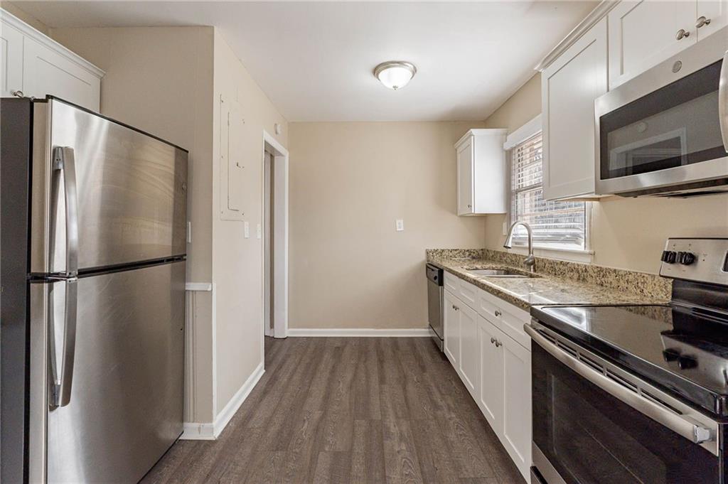 2473 Tyler Way Decatur, GA 30032 - Photo 9 of 37