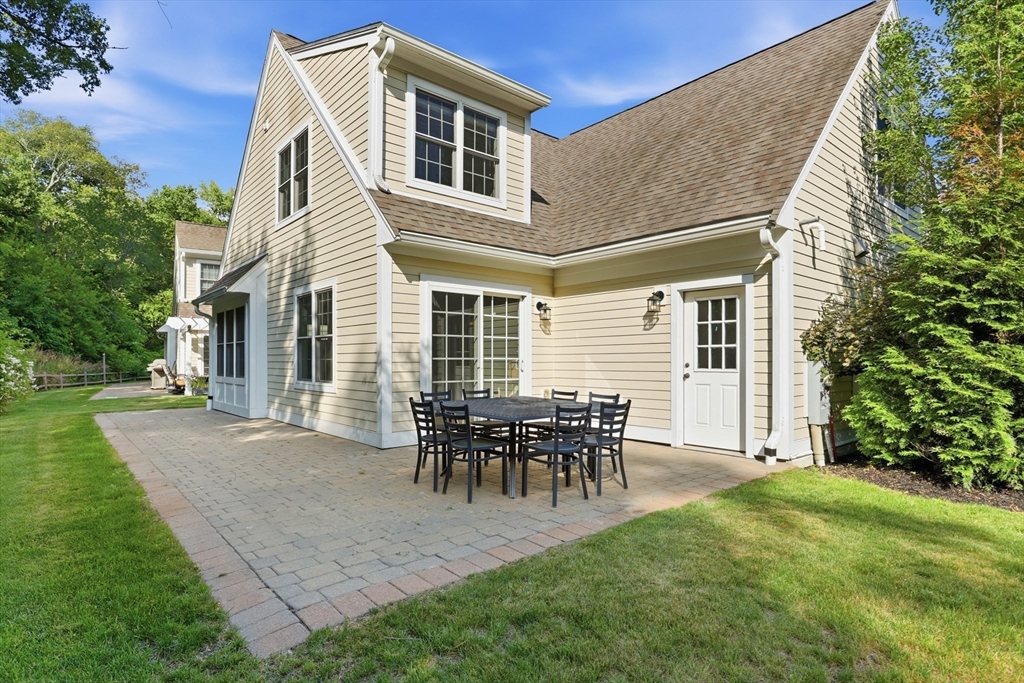 8 Cheevers Path, Unit 8 Bedford, MA 01730 - Photo 34 of 37