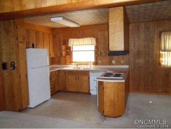 38 Rhoda Street Canton, NC 28716 - Photo 6 of 12 Gallery Image 6