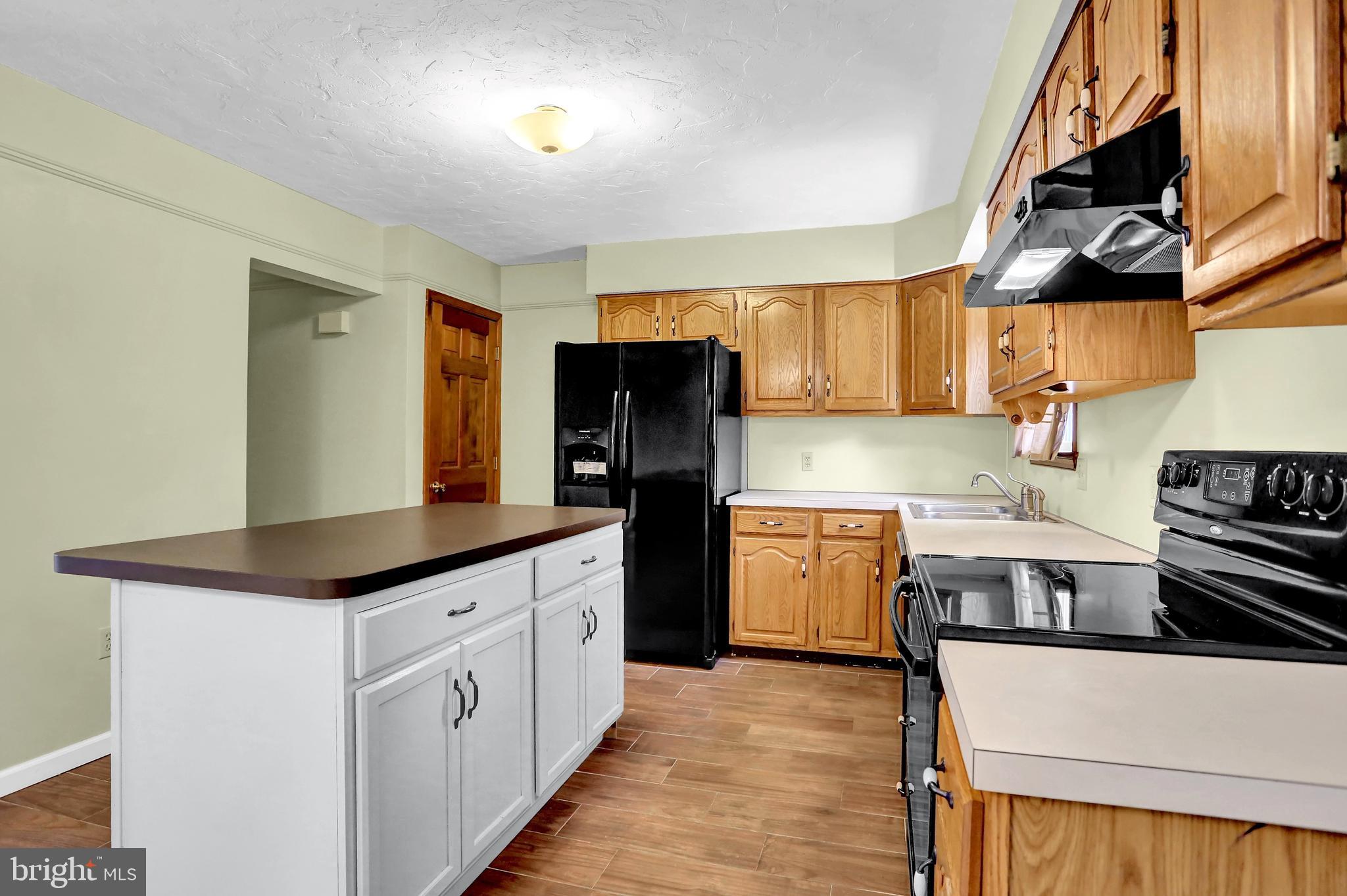10 Pinewood Circle Hanover, PA 17331 - Photo 6 of 34 Gallery Image 6