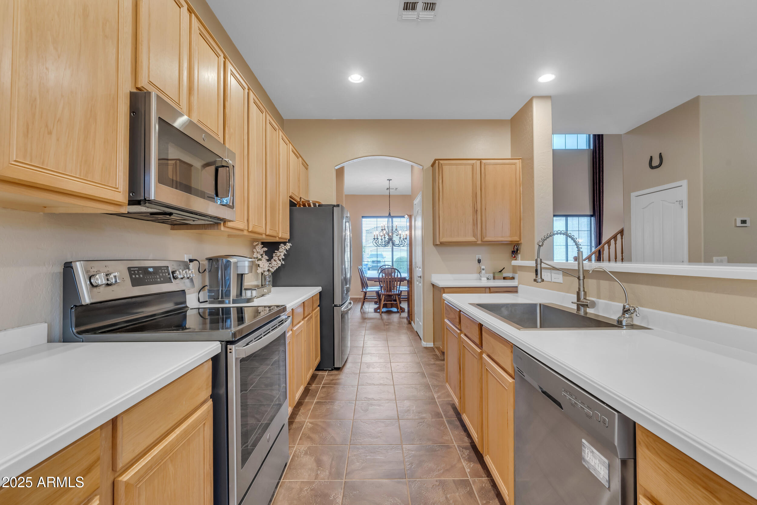 2688 South Racine Court Gilbert, AZ 85295 - Photo 27 of 73 25__a733607